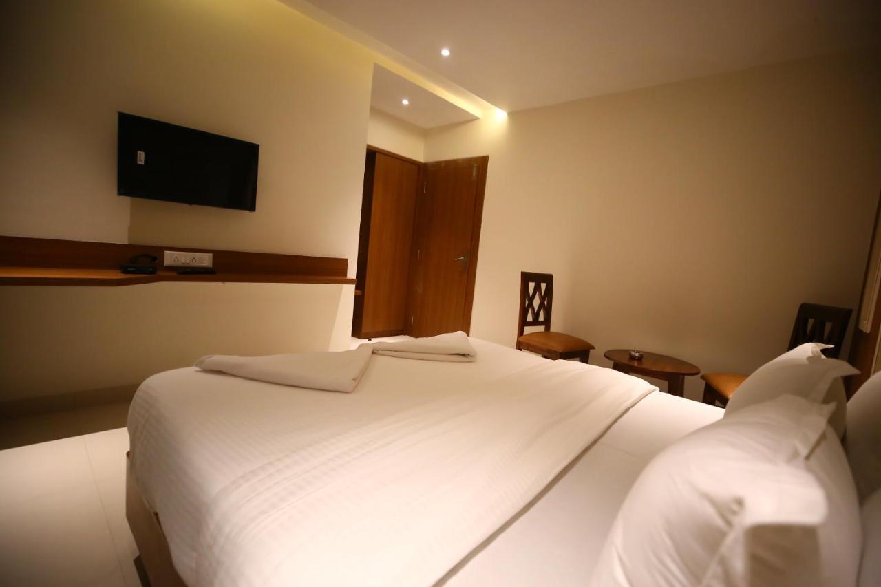 Hotel Dream Residency Нави Мумбаи Экстерьер фото