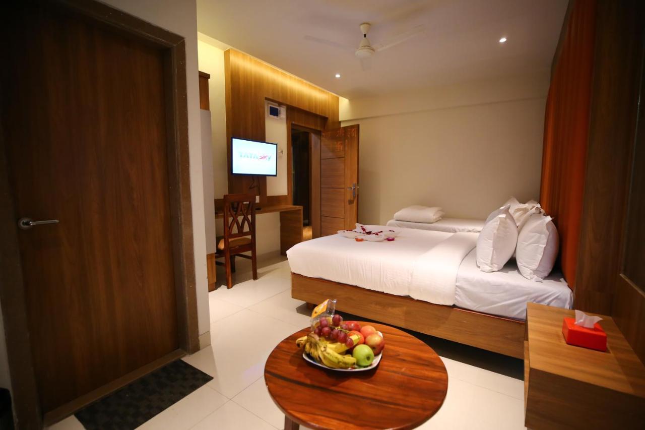 Hotel Dream Residency Нави Мумбаи Экстерьер фото