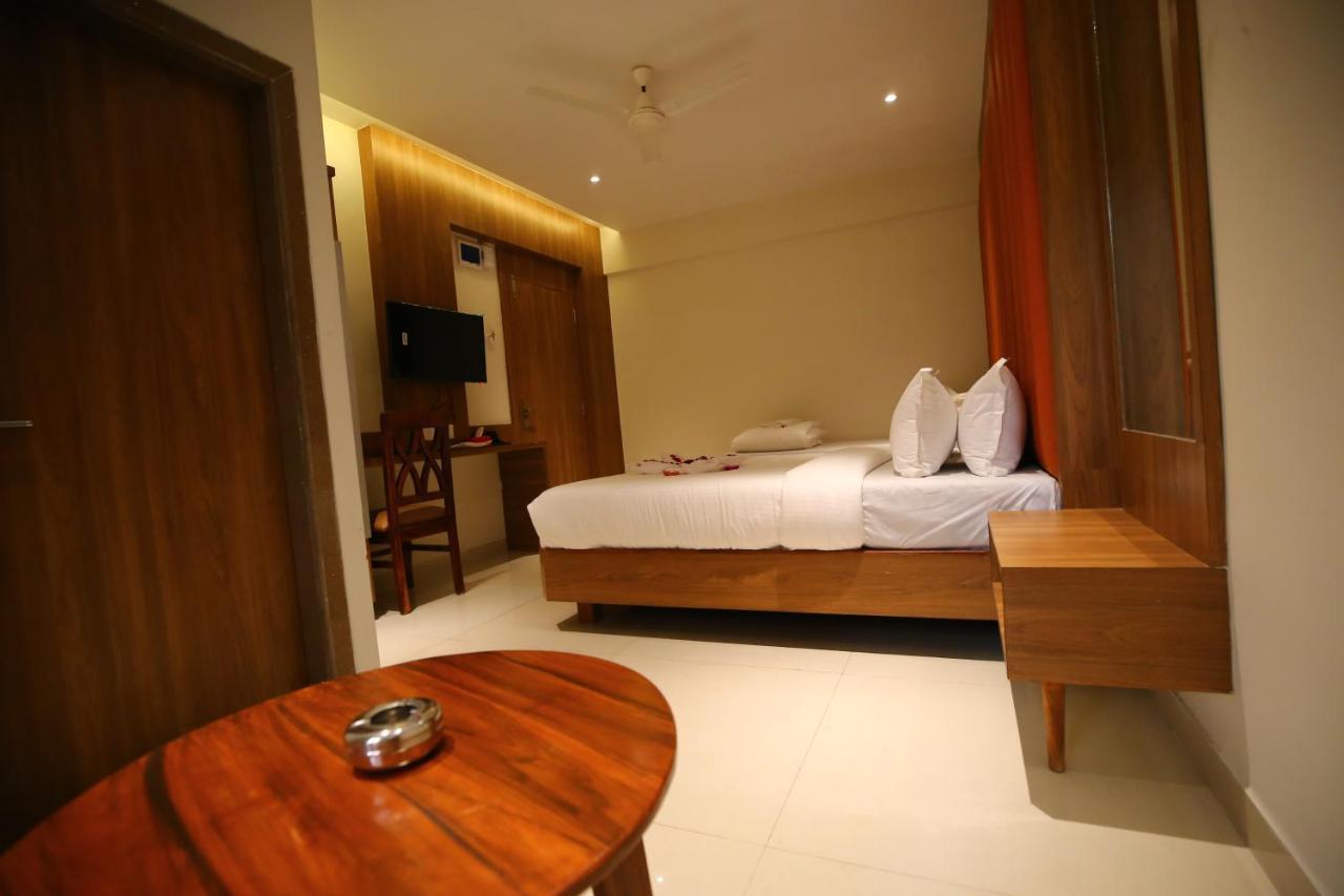 Hotel Dream Residency Нави Мумбаи Экстерьер фото